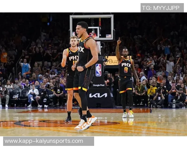 布克表达强烈渴望重返季后赛作为球队领袖他愿意承担更多责任