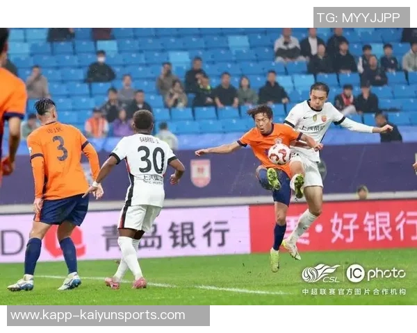 宋文杰94分钟绝杀未能逆转海牛3-4遗憾败给海港 宋文杰94分钟绝杀未能逆转海牛3-4遗憾败给海港