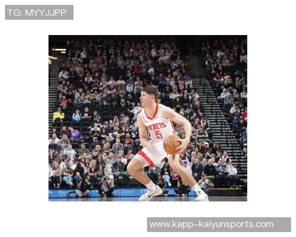 火箭队训练气氛愉快亚当斯谢泼德申京笑容满面展现团队精神 火箭队训练气氛愉快亚当斯谢泼德申京笑容满面展现团队精神