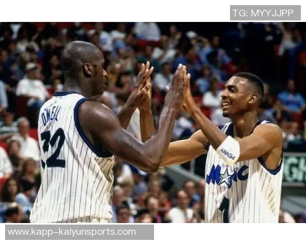 奥尼尔称赞便士哈达威是科比之前的传奇球星