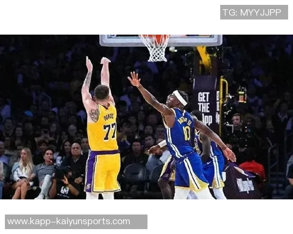 湖人双星状态回暖44分如饮水小里迎生涯巅峰老詹何时归来