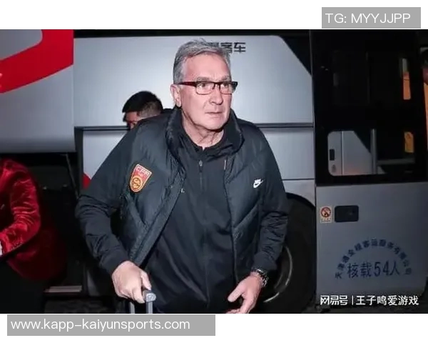 伊万回应质疑称自己履历丰富曾获13个冠军不怕被骂骗子 伊万回应质疑称自己履历丰富曾获13个冠军不怕被骂骗子