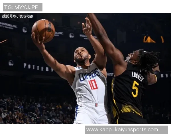 戈登高效表现三分球命中率惊人阿德尔曼称赞其聪明打球无勉强出手