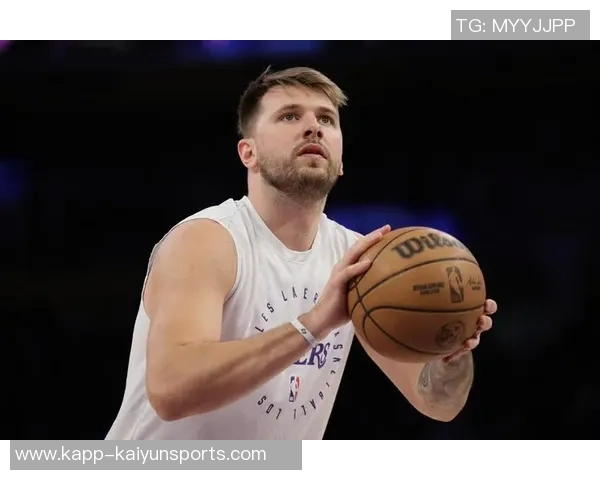 阿里纳斯:东契奇若退役将超越亚历山大历史地位分析 阿里纳斯:东契奇若退役将超越亚历山大历史地位分析