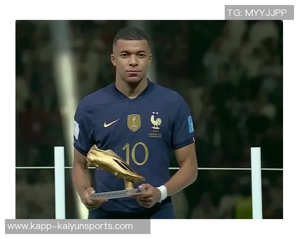 姆巴佩荣获西甲金靴奖赛季34轮打入31球助攻3次 姆巴佩荣获西甲金靴奖赛季34轮打入31球助攻3次