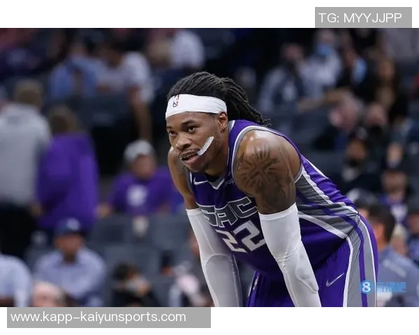 马威高效表现助力球队胜利9投7中贡献15分6篮板正负值高达15 马威高效表现助力球队胜利9投7中贡献15分6篮板正负值高达15