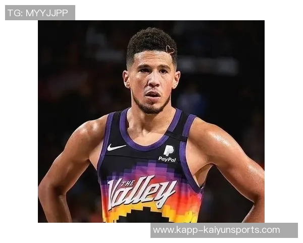 布克表现平平仅得18分正负值惨淡球队求胜欲望显不足