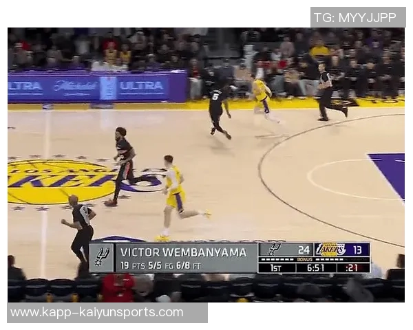 文班亚马首节狂砍25分创NBA中锋得分新纪录